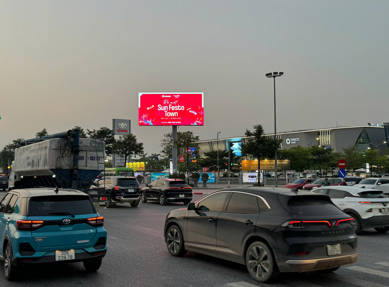 BigSun Group Quảng cáo Dự án của Sun Group tại Hà Nội