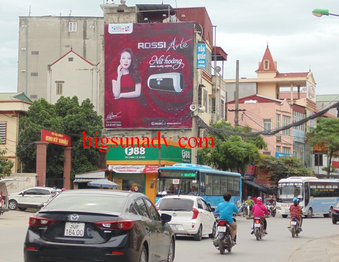 Quảng cáo sản phẩm Rossi - Tân Á Đại Thành tại Phùng Hưng, Hà Nội